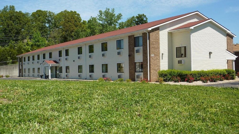 Hotel Super 8 By Wyndham Radcliff Ft. Knox Area Exterior foto